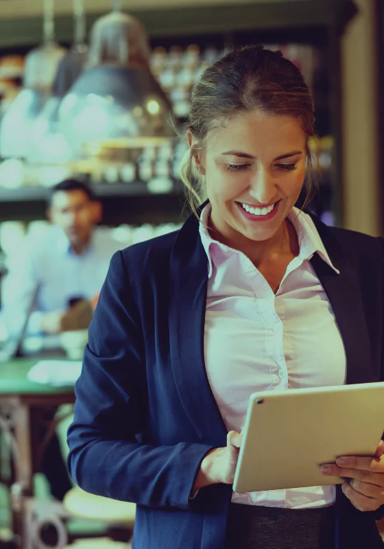 Pół dnia w biurze, skromniejsze podwyżki i coraz mniej awansów. 10 aktualnych trendów na rynku pracy, o których trzeba wiedzieć