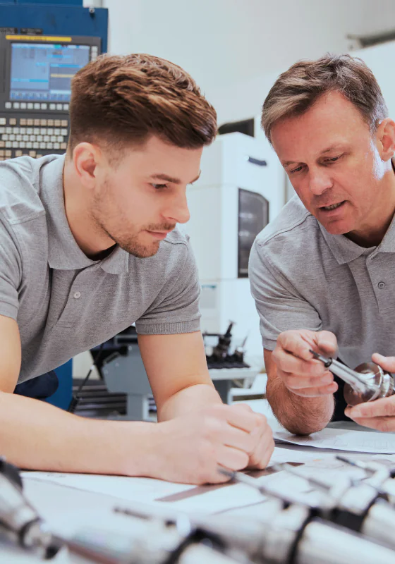 Najwyższy skok płac w sektorze technologicznym - branża inżynieryjna liderem