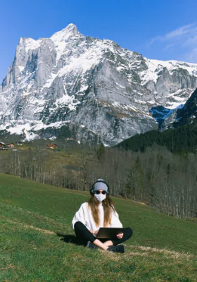 Czy w czasie COVID-19 warto zmienić pracę?