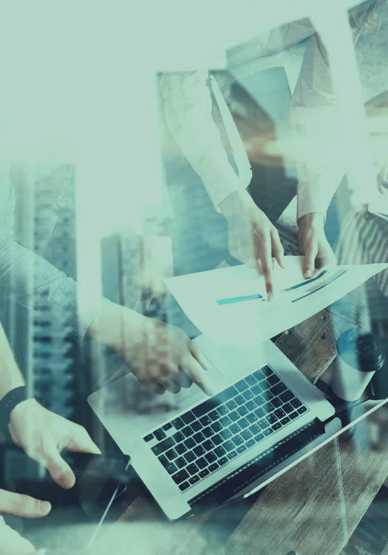 Inflacja z Polskim Ładem wymuszają spiralę podwyżek - jednak nie dla wszystkich