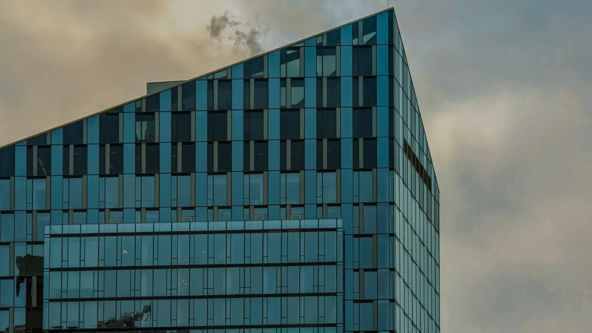 Przeanalizowano potencjał inwestycyjny polskich miast. Jak wypadła Warszawa?